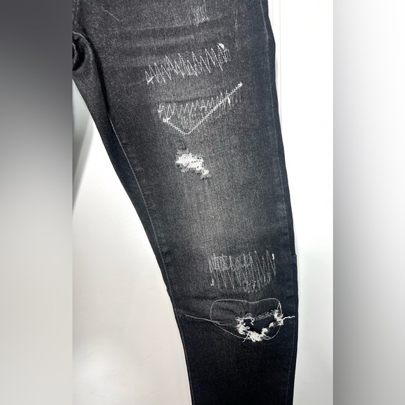 Rue21 Skinny Arc Supreme Flex Jeans - Picture 3 of 4